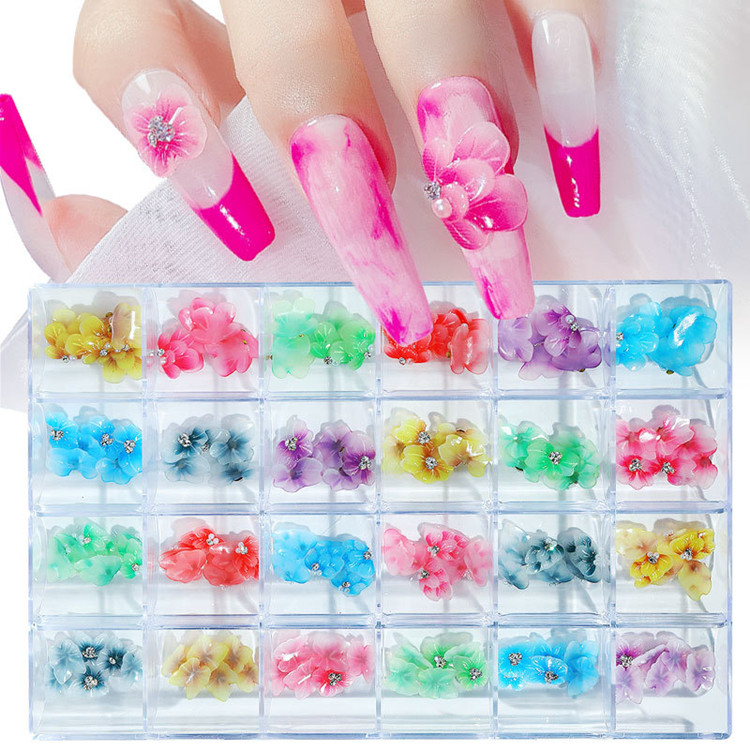 Nail Tickers Rhinestone Flowers