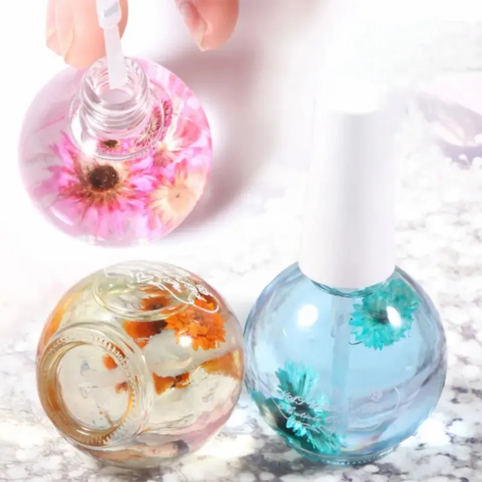 What does cuticle oil do?