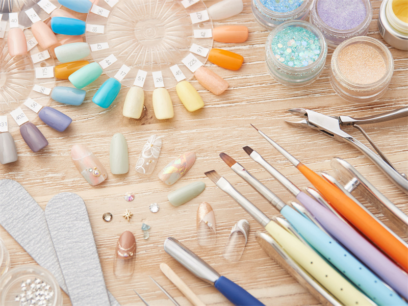 What nail polish is used in nail shops