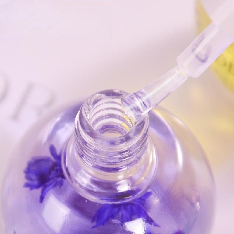 Nail Cuticle Oil For Nail Care With Dried Flower