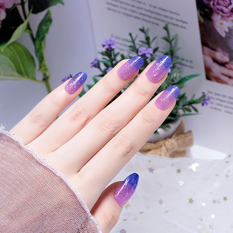 Pretty Thermal Temperature Color Changing Nail Polish